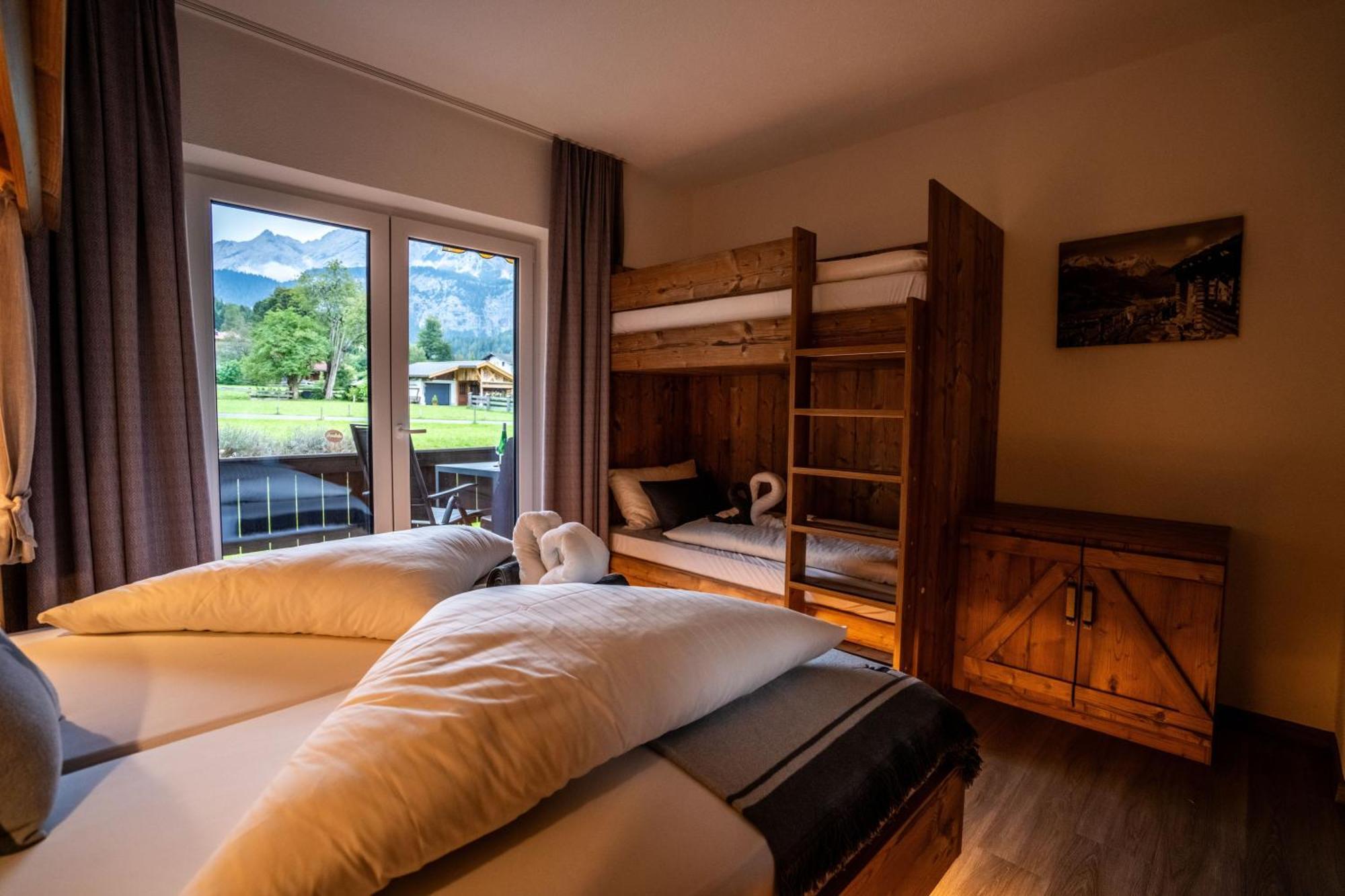 Tiroler Alpblick Appartements Ehrwald Exterior photo